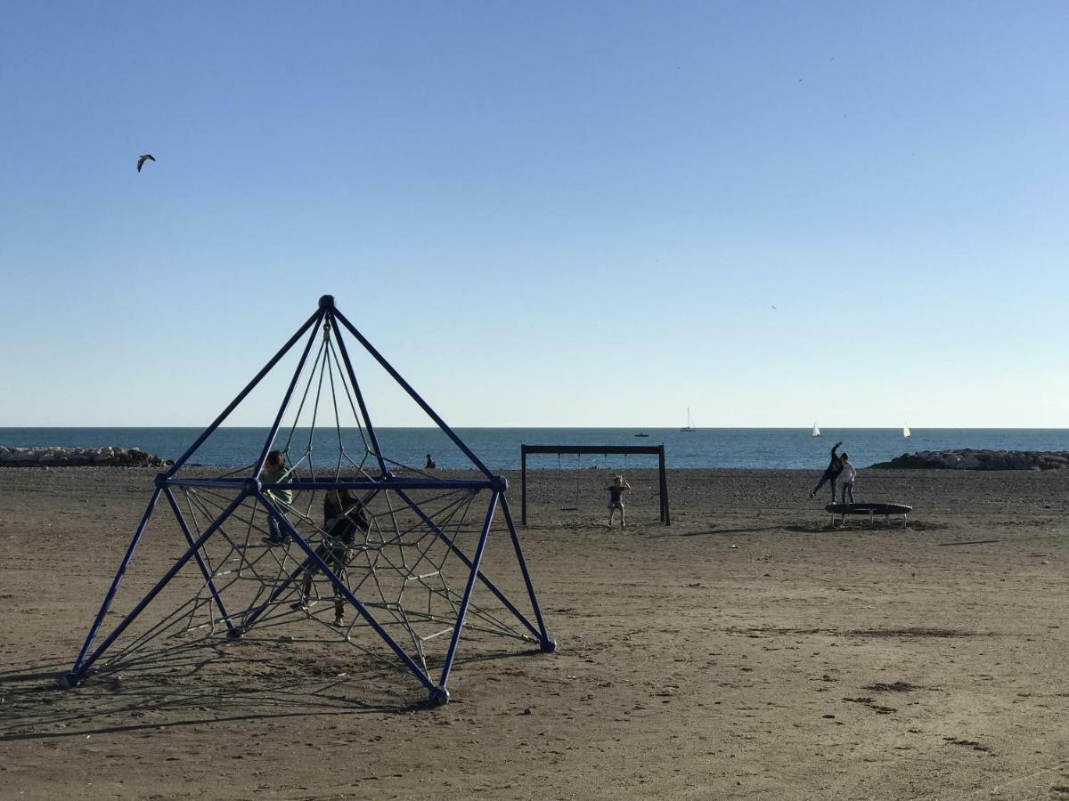 Malaga Beach House, 2 City Bikes, 2 Children'S Bikes, Wifi, Big Terrace, Bbq, Family, Childfriendly Málaga Exterior foto